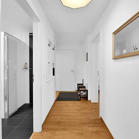 Inhome Parken - Kueche - Tv - Terrasse - Balkon 아파트