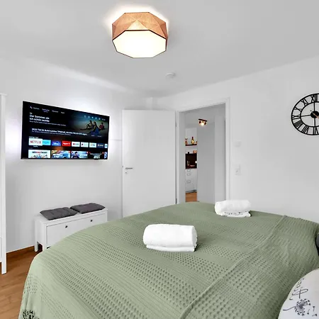 Inhome Parken - Kueche - Tv - Terrasse - Balkon 아파트 *