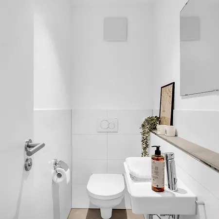 Inhome Parken - Kueche - Tv - Terrasse - Balkon *