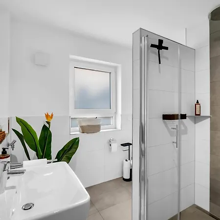 شقة Inhome Parken - Kueche - Tv - Terrasse - Balkon